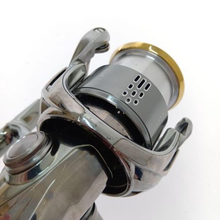  SHIMANO シマノ 18 ステラ C3000MHG 03806 本体のみ