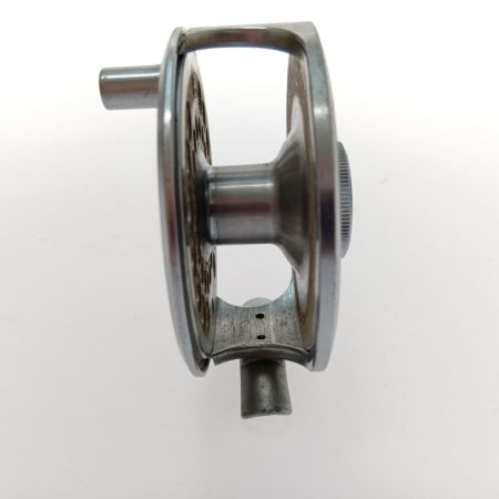  SHIMANO シマノ フライリール　FREESTONE FV　7 本体のみ