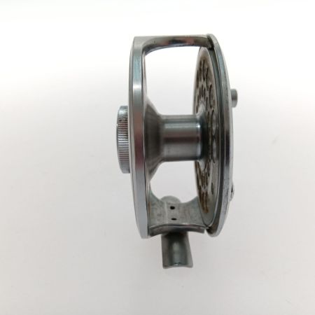  SHIMANO シマノ フライリール　FREESTONE FV　7 本体のみ