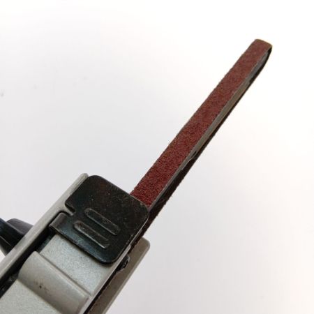  MAKITA マキタ 9mm充電式ベルトサンダー　 BS180D 本体のみ