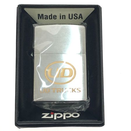   ライター ZIPPO UD TRUCKS シルバー