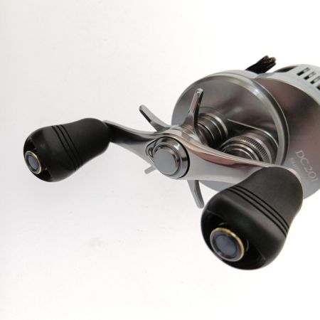 SHIMANO シマノ 19 カルカッタ コンクエスト DC 201 左 03979