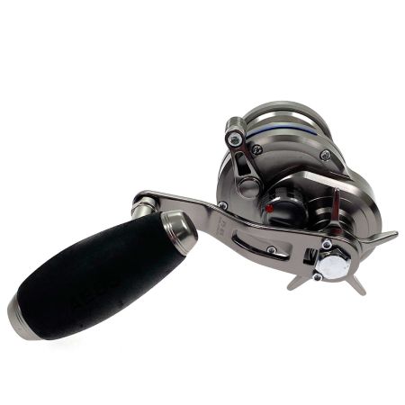  DAIWA ダイワ 15 ソルティガ 15H 右巻き 607259