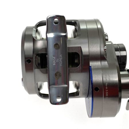  DAIWA ダイワ 15 ソルティガ 15H 右巻き 607259