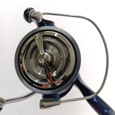  DAIWA ダイワ クレスト LT5000-C 309486 本体のみ