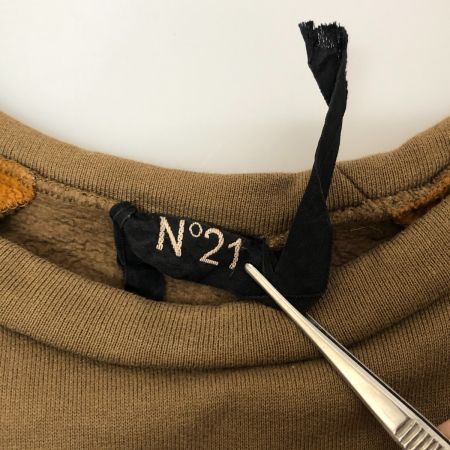  N°21 スウェット トレーナー Mサイズ 古着 16AU-E022-4014 ブラウン