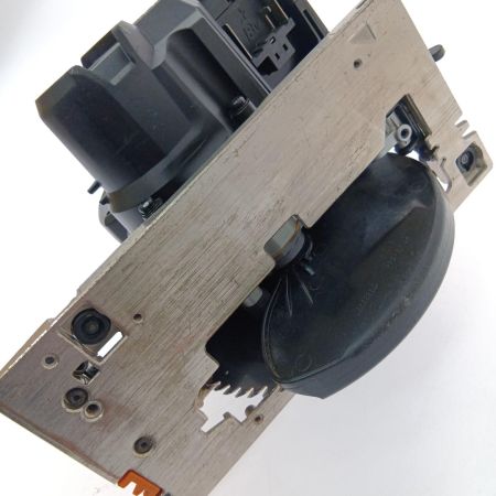  MAKITA マキタ 165ｍｍ　充電式マルノコ18V HS631D 本体のみ