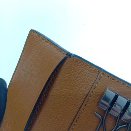  COACH コーチ F63645 ブラウン