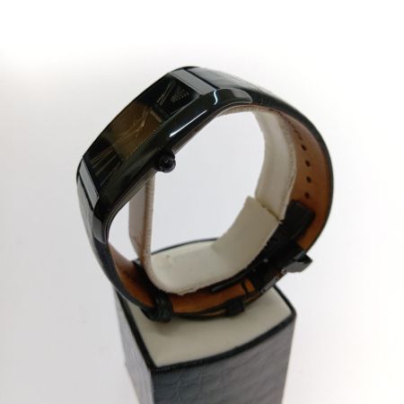  EMPORIO ARMANI エンポリオアルマーニ 腕時計　スクエア　クォーツ AR-2060 ブラック