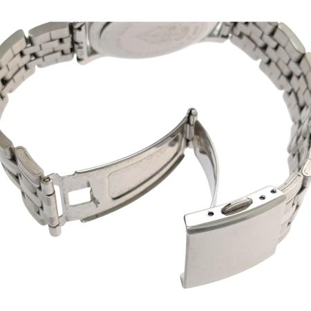  GUCCI グッチ 腕時計　ラウンドフェイス 　クォーツ 5500M シルバー