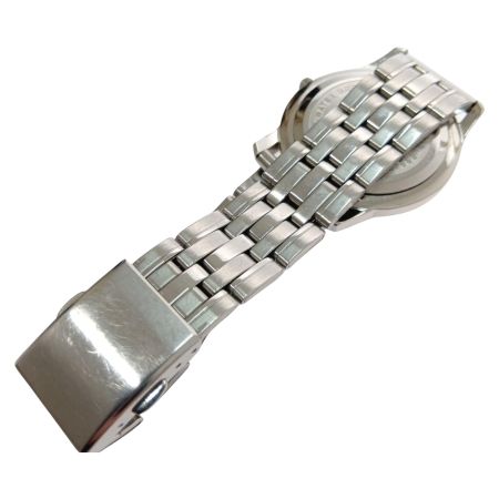  GUCCI グッチ 腕時計　ラウンドフェイス 　クォーツ 5500M シルバー