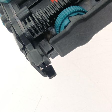  MAKITA マキタ 充電式タッカ　18Ｖ ST421D