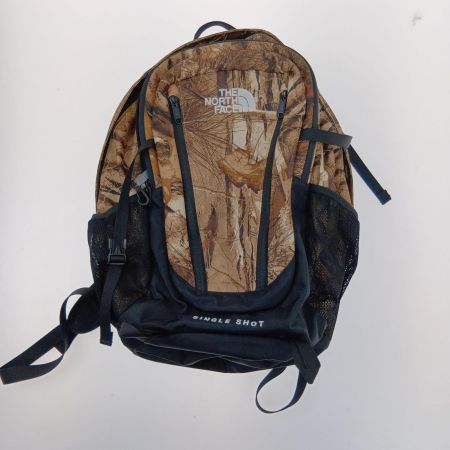  THE NORTH FACE ザノースフェイス シングルショット デイパック リュック NM71903 ブラウン x ケルプタンフォレストフロアプリント