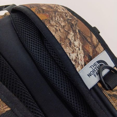  THE NORTH FACE ザノースフェイス シングルショット デイパック リュック NM71903 ブラウン x ケルプタンフォレストフロアプリント