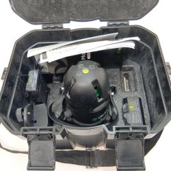 □□ VOICE レーザー墨出器 グリーンレーザー  VC-74180001 Cランク