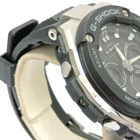  CASIO カシオ 腕時計　G-SHOCKG-STEEL　電波ソーラー GST-W300 ブラック