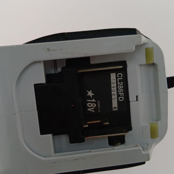 MAKITA マキタ 充電式クリーナ18V CL286FD - 中古工具・電動工具