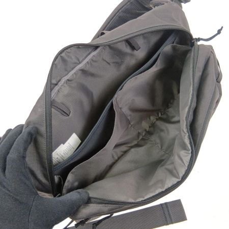  Patagonia パタゴニア ステルス・スリング（Stealth Sling）10L　フィッシング STY48328 ブラック