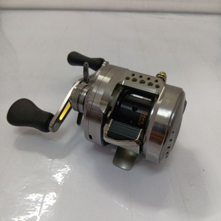  SHIMANO シマノ 23 カルカッタコンクエスト BFS XG 左ハンドル 045713