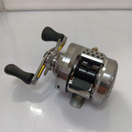  SHIMANO シマノ 23 カルカッタコンクエスト BFS HG 左ハンドル 045690