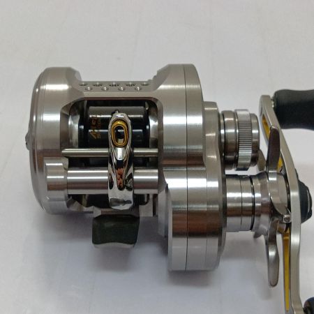  SHIMANO シマノ 23 カルカッタコンクエスト BFS HG 左ハンドル 045690