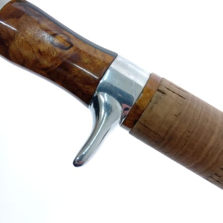  SAURUS ザウルス トラウトスピンボロン NORRIS トゥイッチン80H ベイトキャスター