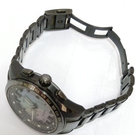 SEIKO セイコー 腕時計　アストロン　電波ソーラー 8X22-0AF0-2 シルバー
