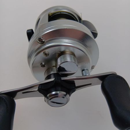  SHIMANO シマノ 12カルカッタ 101（左ハンドル） 02832