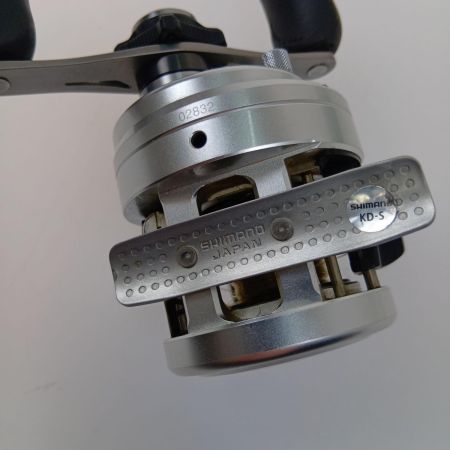  SHIMANO シマノ 12カルカッタ 101（左ハンドル） 02832