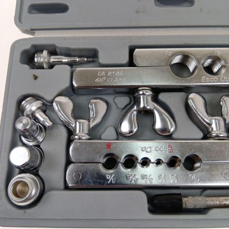  ESCO 1/8"-3/4" フレアーセージングツール EA212A