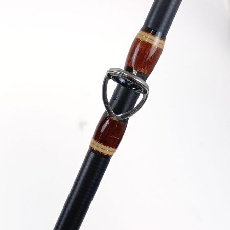  Megabass メガバス ヴァルキリー ワールドエクスペディション マルチ VKC-58ML-4