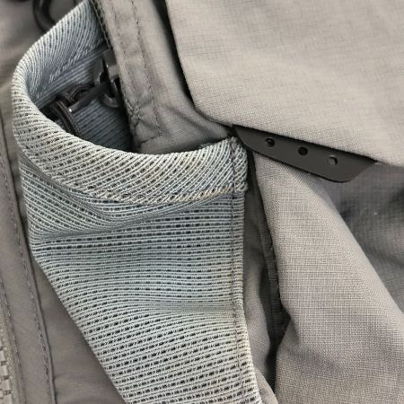  SIMMS 釣り服飾 フィッシングベスト SIZE L RE 38,497 グレー