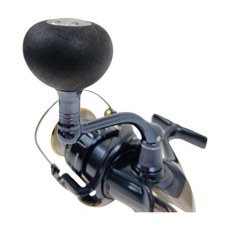  SHIMANO シマノ スピニングリール　17ツインパワー XD 4000XG 03747