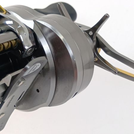  SHIMANO シマノ ベイトリール　23 カルカッタコンクエスト BFS XG 左ハンドル 045713