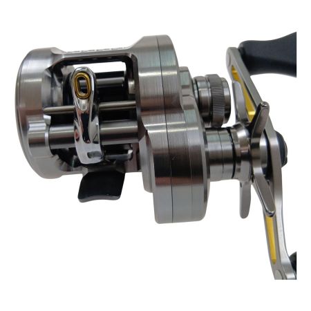  SHIMANO シマノ ベイトリール　23 カルカッタコンクエスト BFS XG 左ハンドル 045713