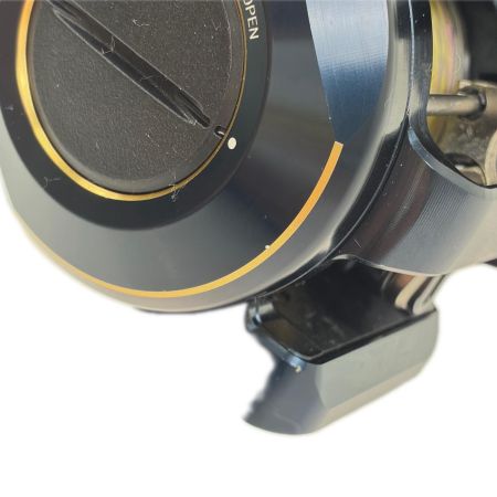  DAIWA ダイワ リール　25ソルティガ IC300 00631594 本体のみ