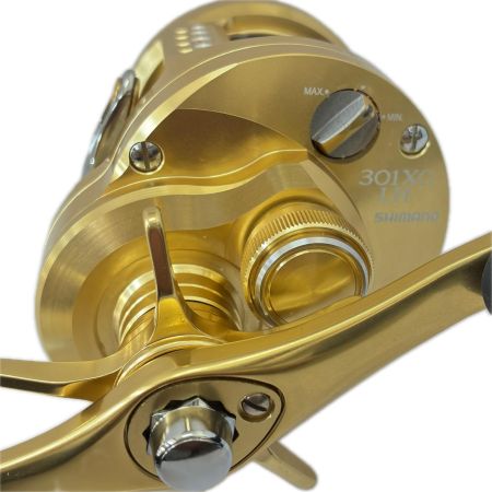  SHIMANO シマノ リール　カルカッタコンクエストMD301XGLH 045942