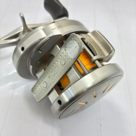 SHIMANO シマノ リール　03 カルカッタコンクエスト 201DC RH461 本体のみ