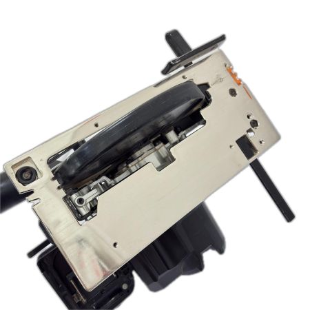  MAKITA マキタ 165mm充電式マルノコ　18Ｖ HS631D 本体のみ