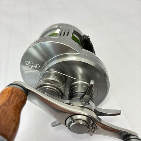 SHIMANO シマノ カルカッタコンクエスト DC200HG  04039