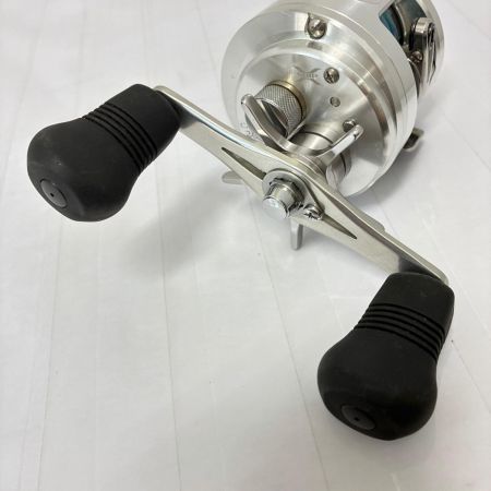SHIMANO シマノ リール　オシアカルカッタ 200HG 02778 本体のみ