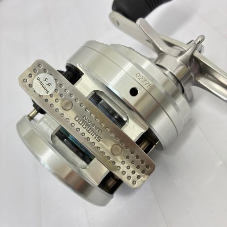 SHIMANO シマノ リール　オシアカルカッタ 200HG 02778 本体のみ