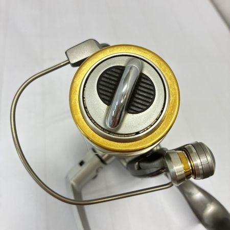SHIMANO シマノ リール　STELLA　ステラ2000 STELLA 本体のみ