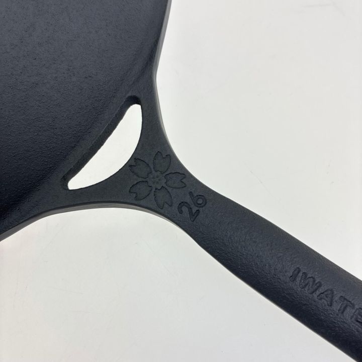岩鉄鉄器 ダクタイルパン フライパン 26cm - 中古食器・キッチン雑貨