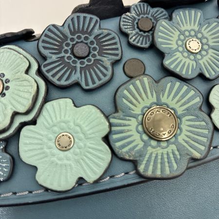 COACH コーチ バッグ グラブタンレザー ティーローズ 花柄 フラワー フローラル アップリケ リストレット クラッチ ポーチ  23536 ブルー