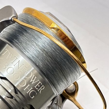 SHIMANO シマノ リール　ツインパワー C3000HG  02697