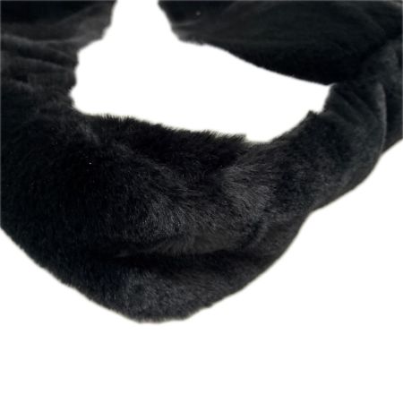 NIKE ナイキ トートバッグ ウィメンズ HO23 FX ファー ショルダーバッグ 2WAY Sportswear Faux Fur Tote FB3050 ブラック