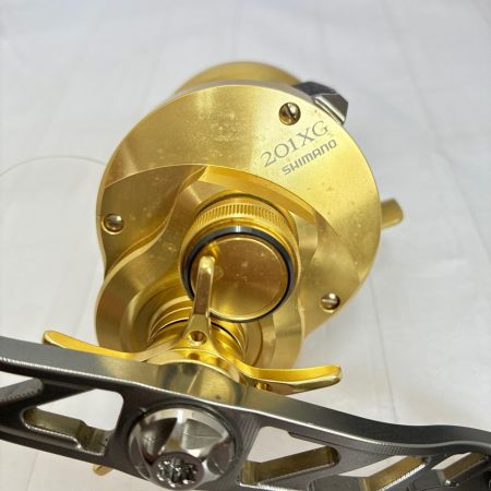 SHIMANO シマノ カルカッタコンクエスト 201XG 左 044419