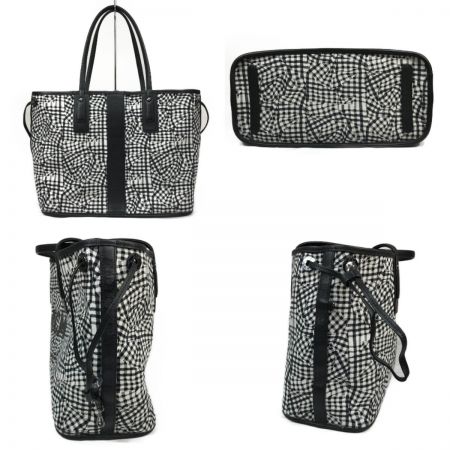  MCM エムシーエム リバーシブルトートバッグ　ポーチ付き MWP6AVI22 ブラック×ホワイト 型崩れ・汚れ・角スレ有