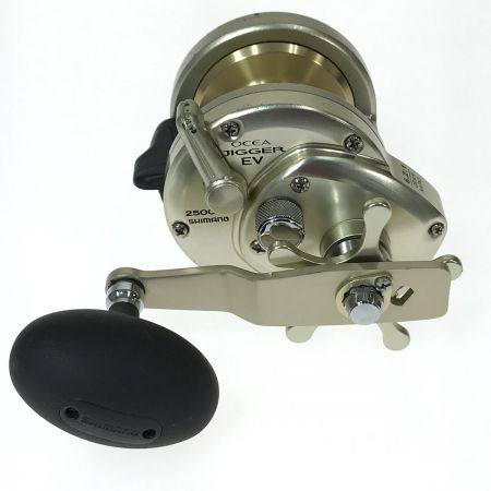 SHIMANO シマノ オシアジガー EV 2500HG RH298 両軸リール